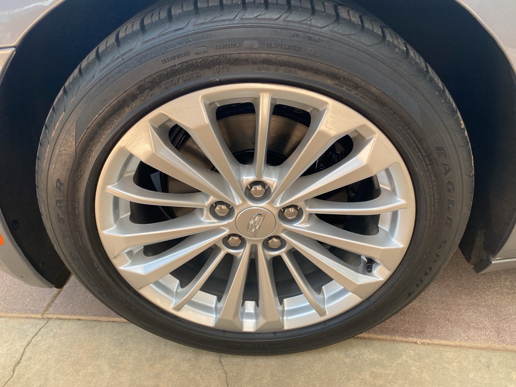 Vehicle image 8 of 34
