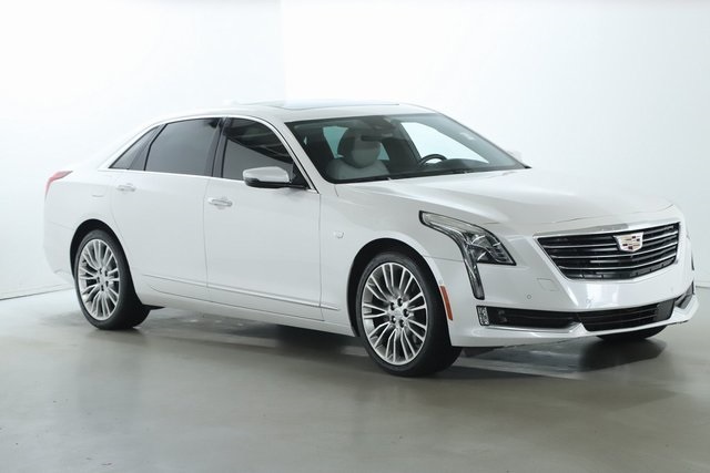 Vehicle image 5 of 46