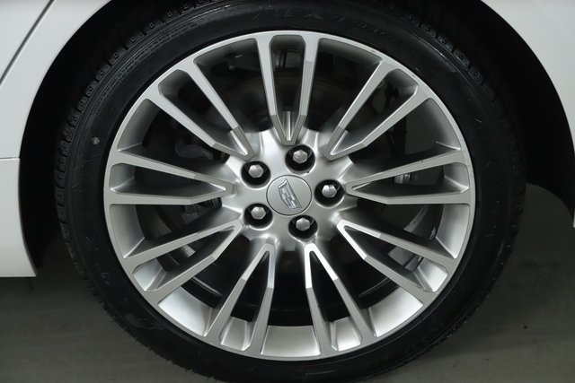 Vehicle image 43 of 46