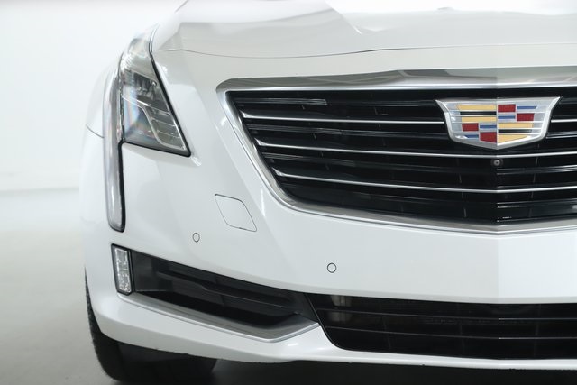 Vehicle image 14 of 46