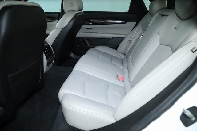 Vehicle image 19 of 46
