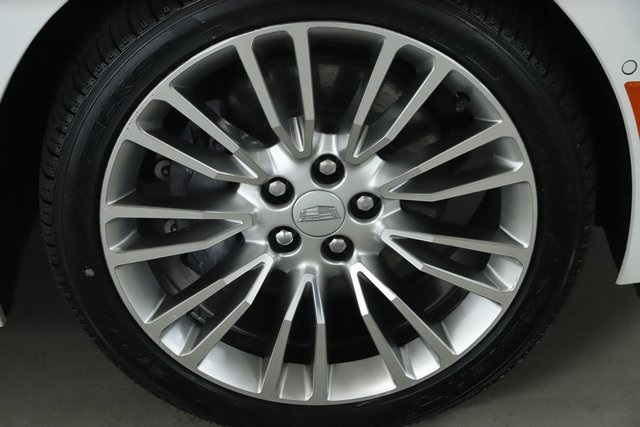 Vehicle image 16 of 46