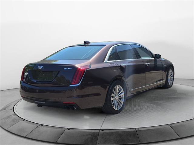 Vehicle image 5 of 10