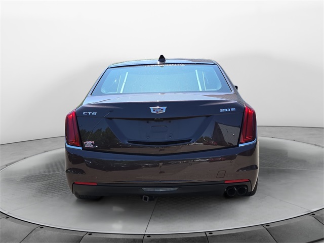 Vehicle image 6 of 10