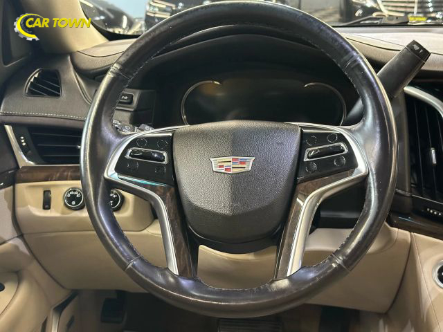 2018 Cadillac Escalade Luxury Image 47 of 50