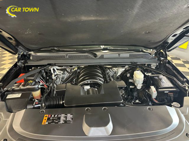 2018 Cadillac Escalade Luxury Image 13 of 50