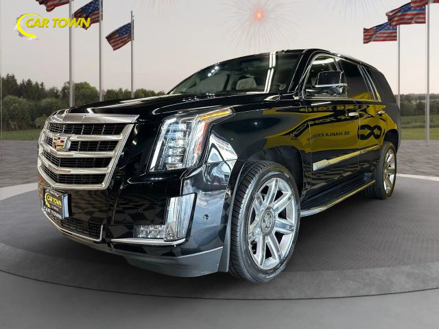2018 Cadillac Escalade Luxury Image 1 of 50