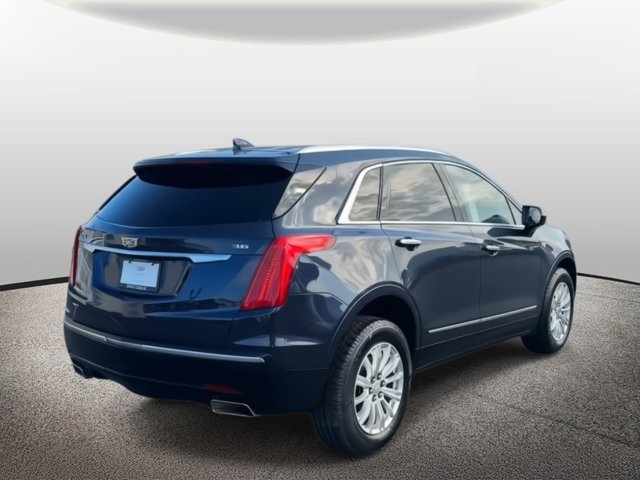 Vehicle image 4 of 27
