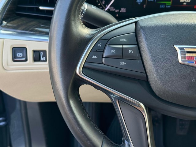 Vehicle image 16 of 27