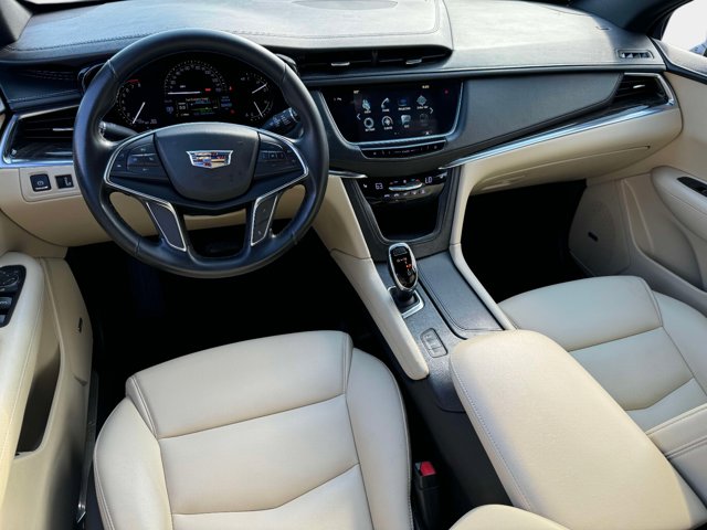 Vehicle image 15 of 27