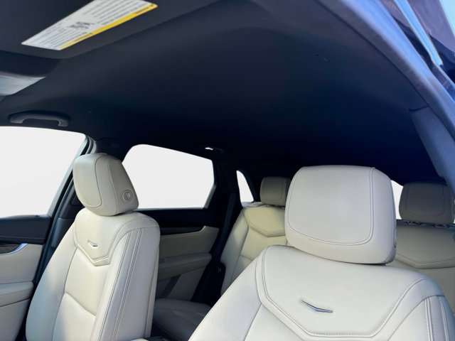 Vehicle image 12 of 27