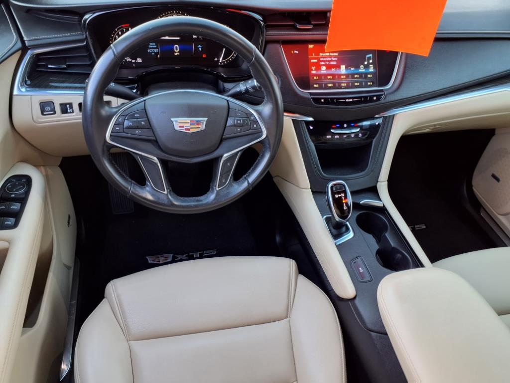 Vehicle image 9 of 22