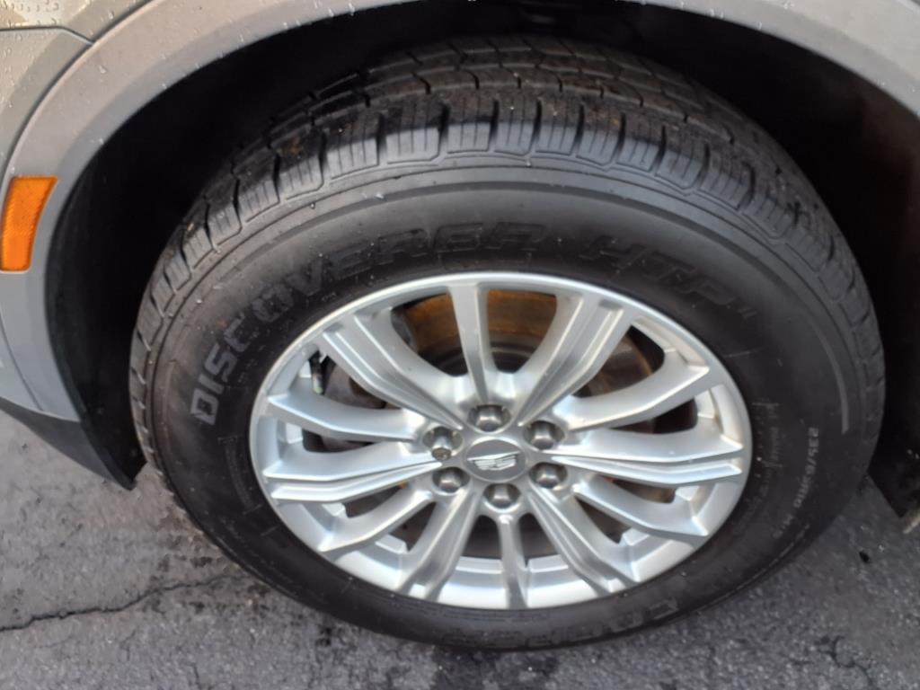 Vehicle image 20 of 22