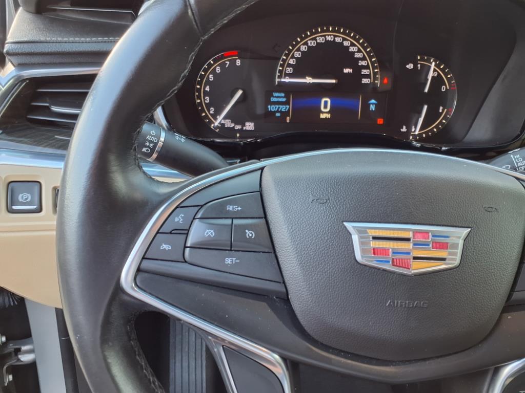 Vehicle image 18 of 22