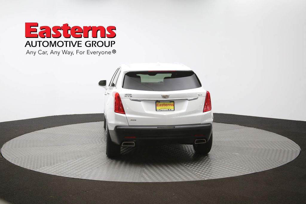 Vehicle image 29 of 61