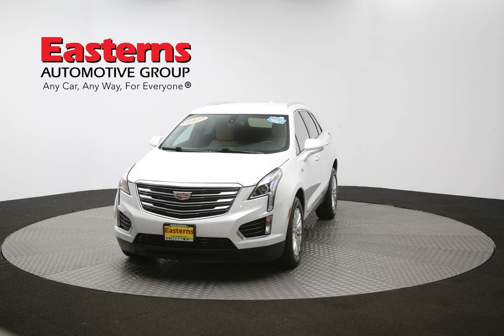 Vehicle image 4 of 61