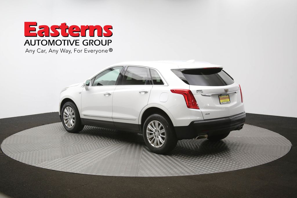 Vehicle image 31 of 61