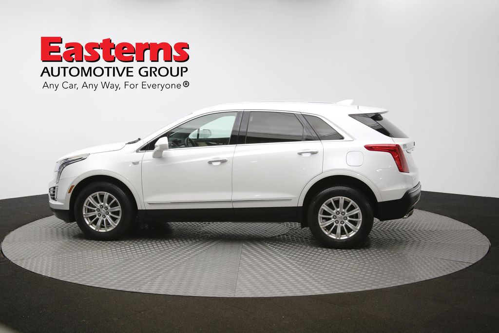 Vehicle image 36 of 61