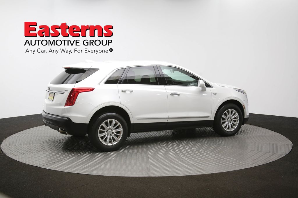 Vehicle image 20 of 61