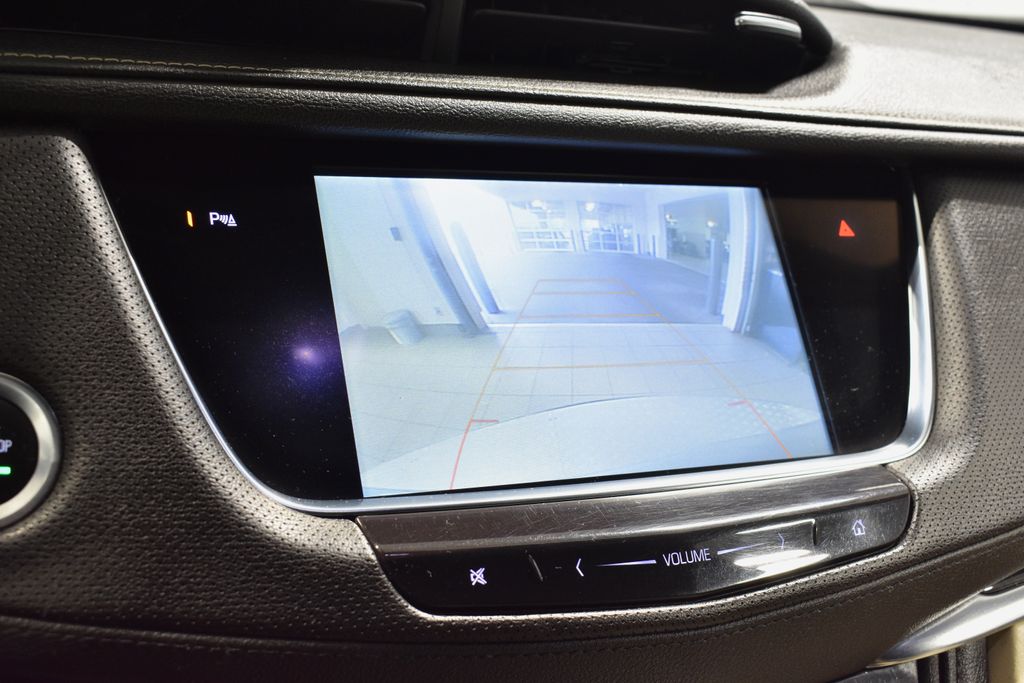 Vehicle image 25 of 49