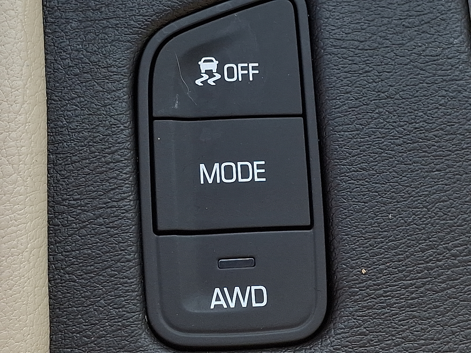 Vehicle image 24 of 30