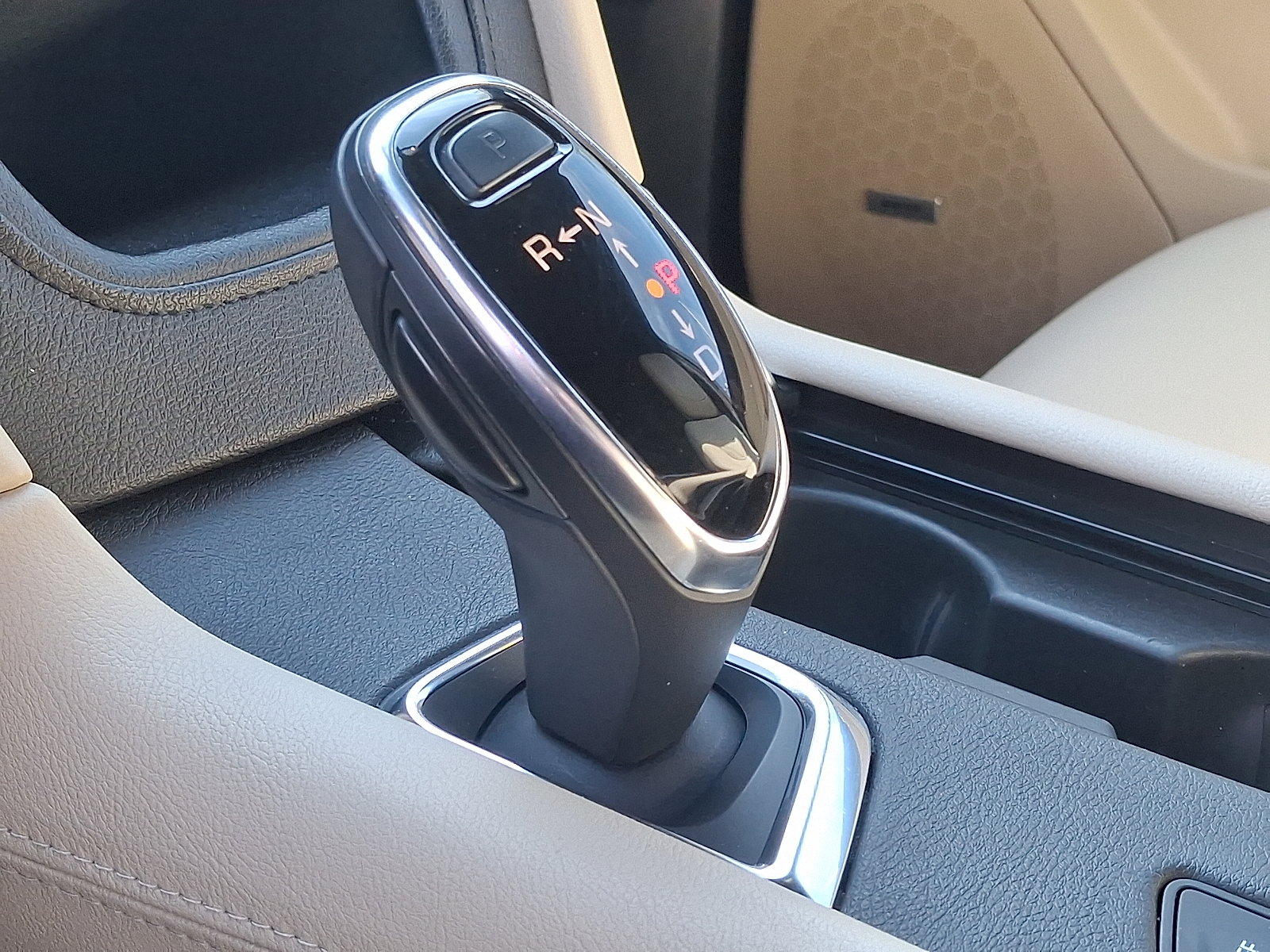 Vehicle image 14 of 30