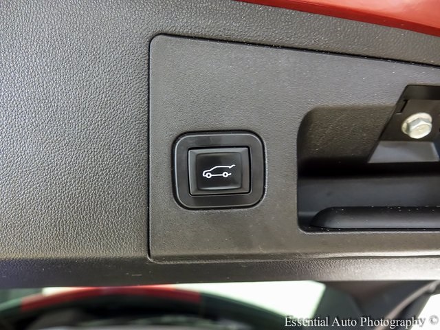 Vehicle image 21 of 26