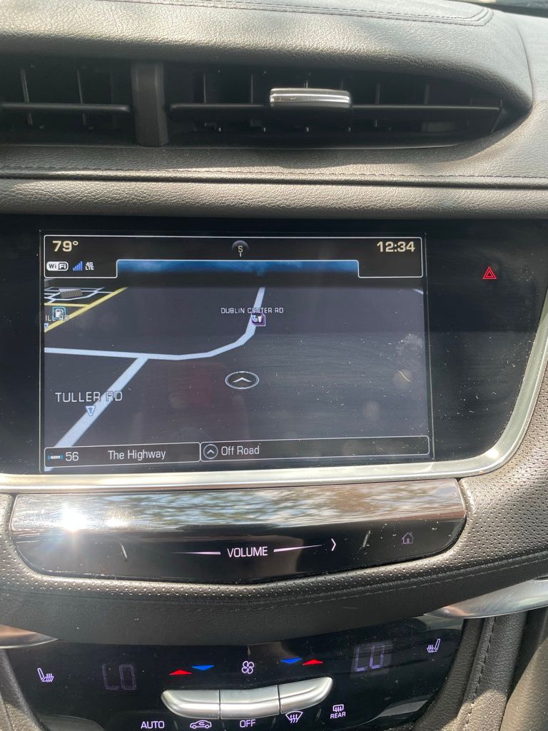 Vehicle image 18 of 19