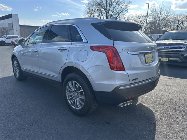 Vehicle image 7 of 48