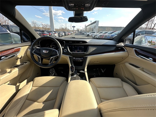 Vehicle image 9 of 48