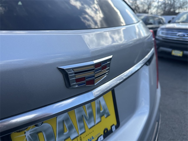 Vehicle image 46 of 48