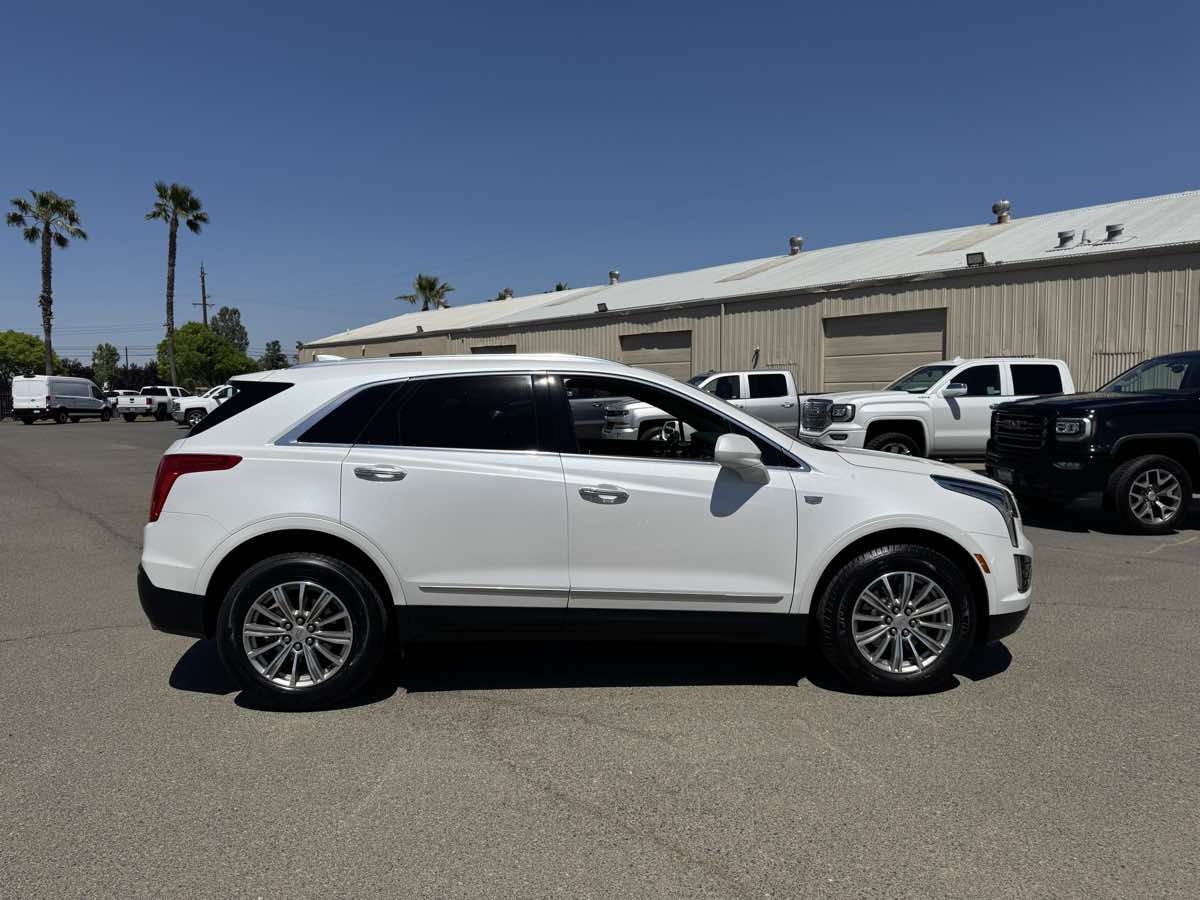 Vehicle image 8 of 46