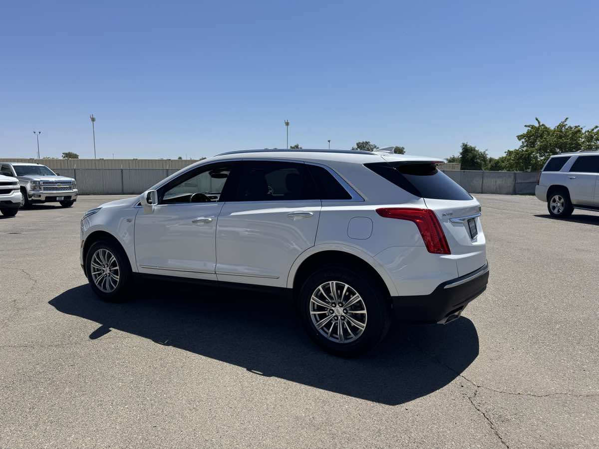 Vehicle image 13 of 46