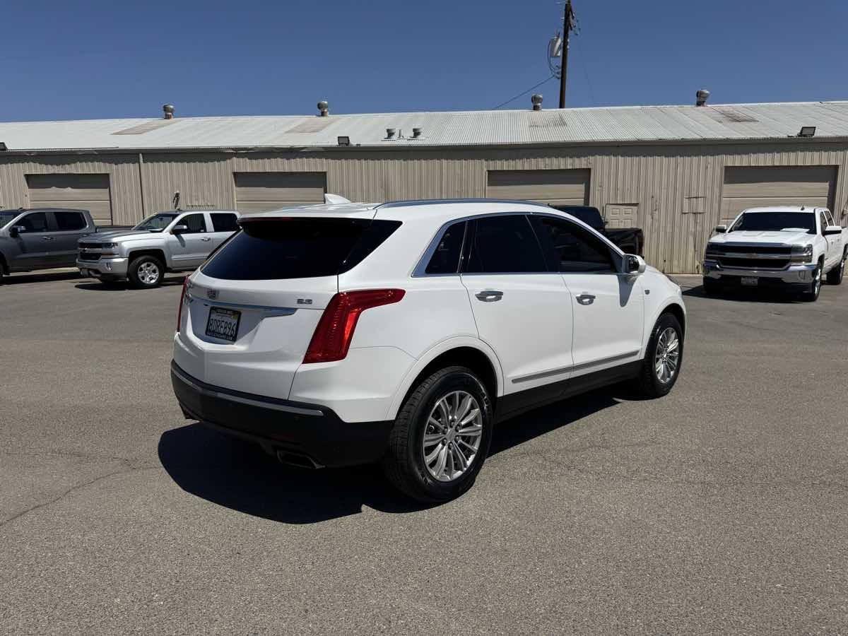 Vehicle image 9 of 46