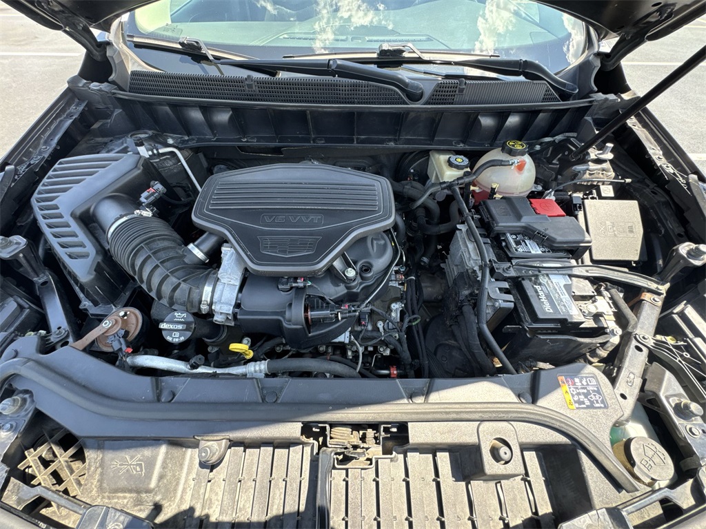 Vehicle image 10 of 27