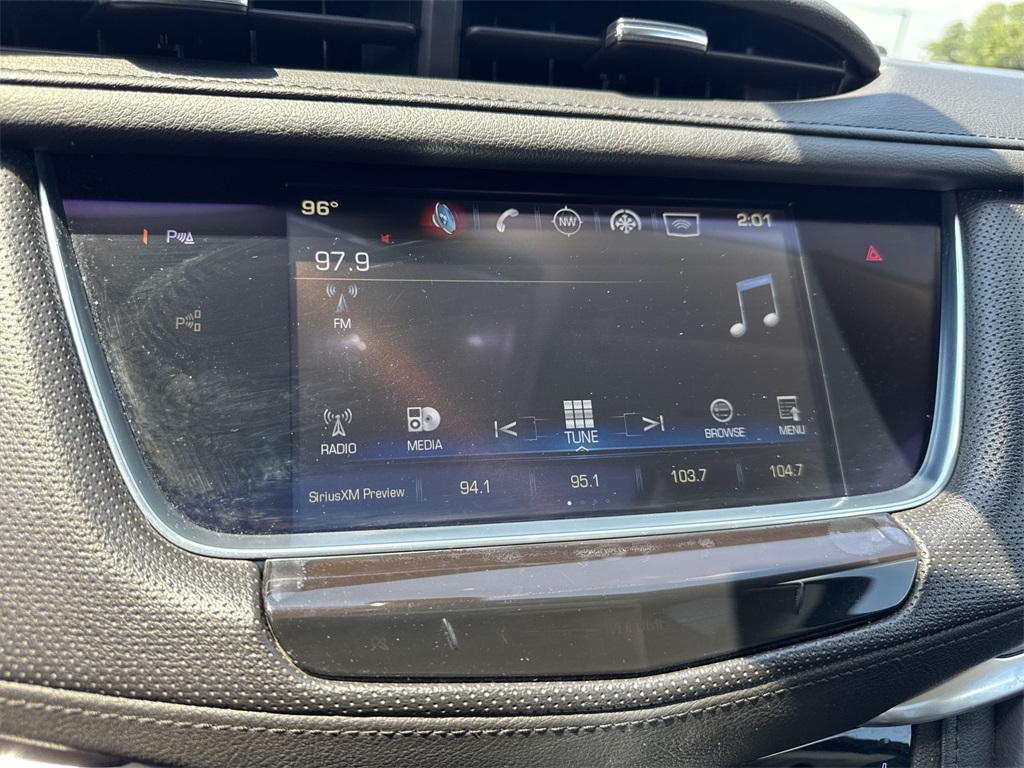 Vehicle image 20 of 27