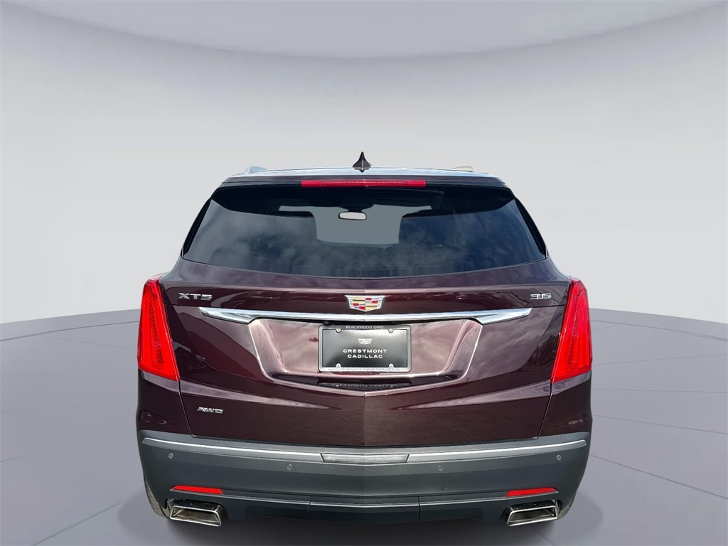 Vehicle image 8 of 28