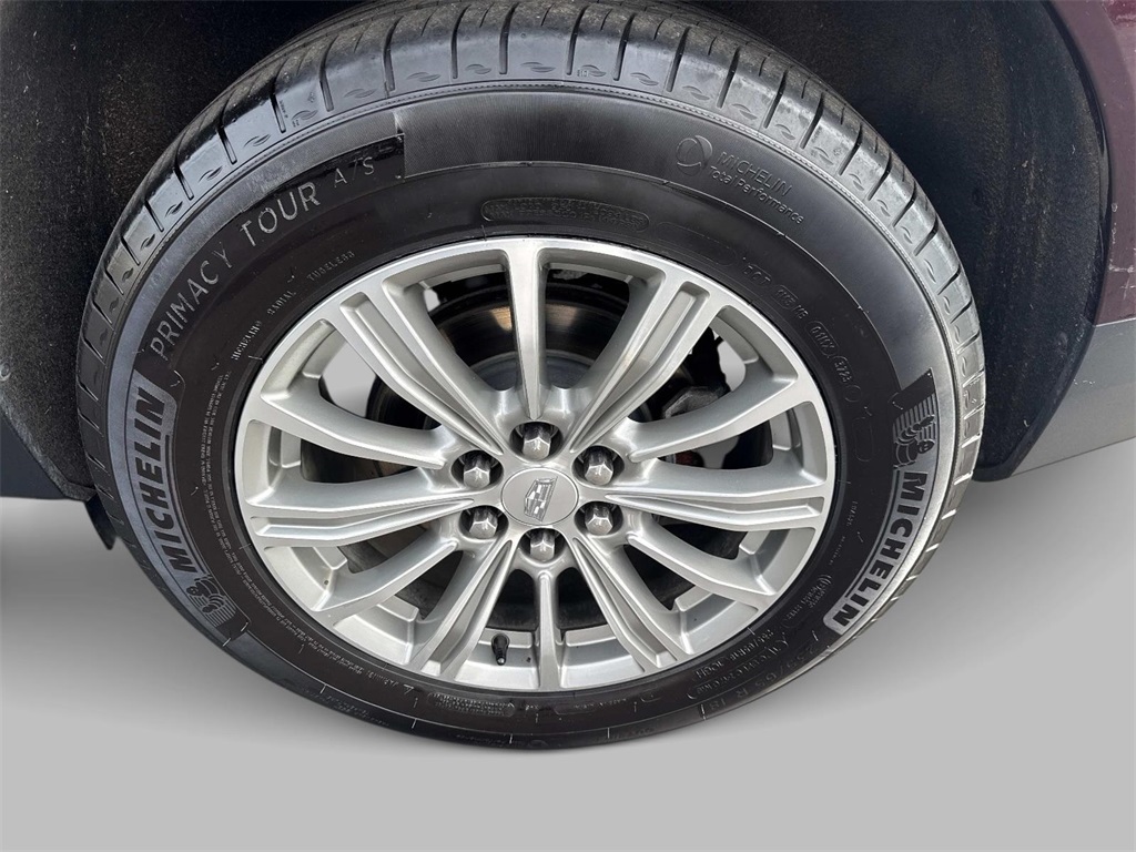 Vehicle image 10 of 28