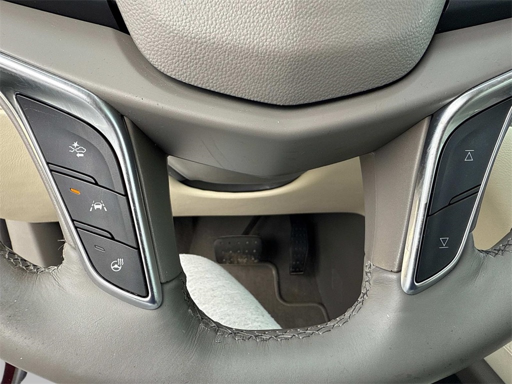 Vehicle image 26 of 28