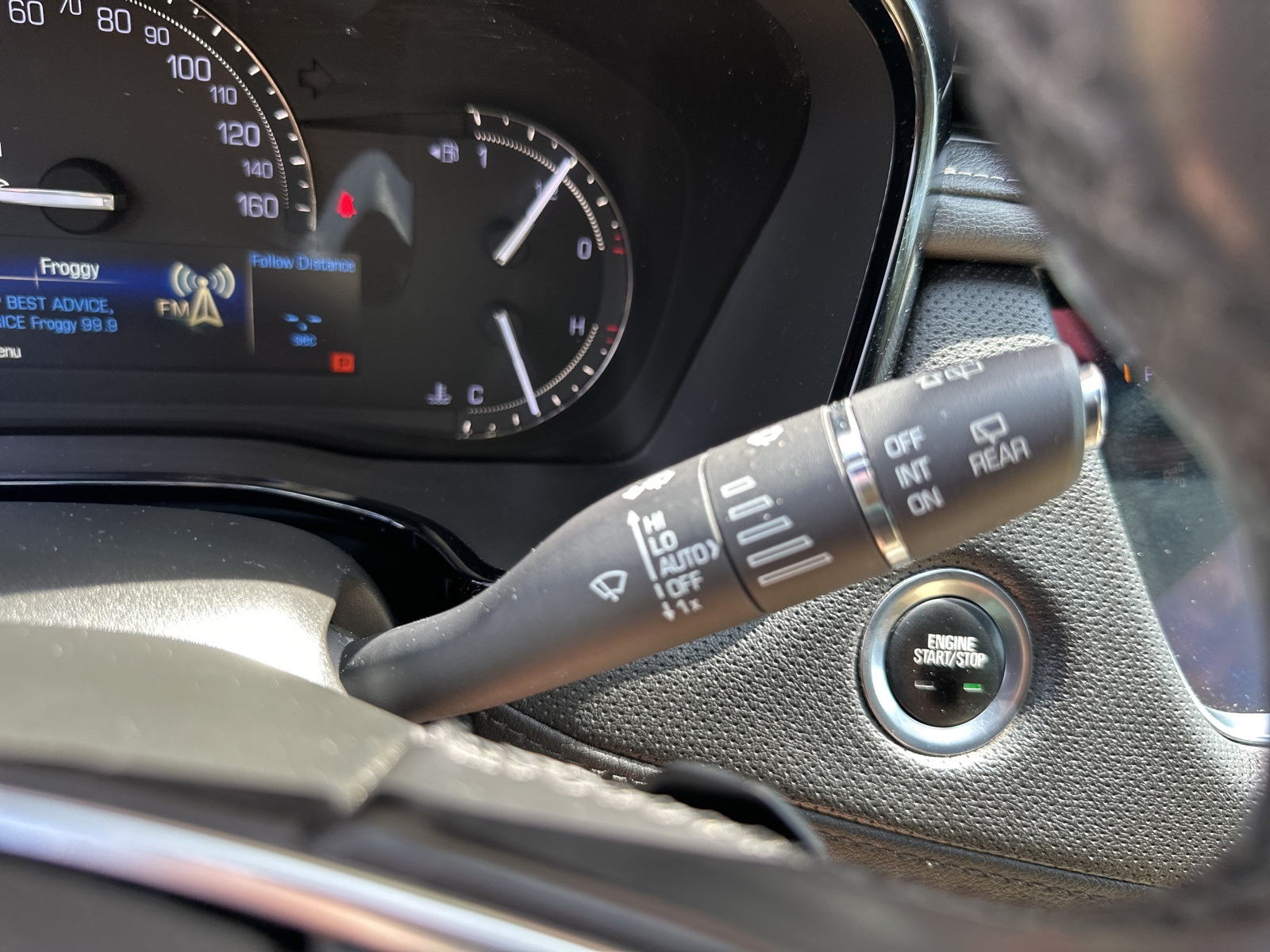 Vehicle image 27 of 33