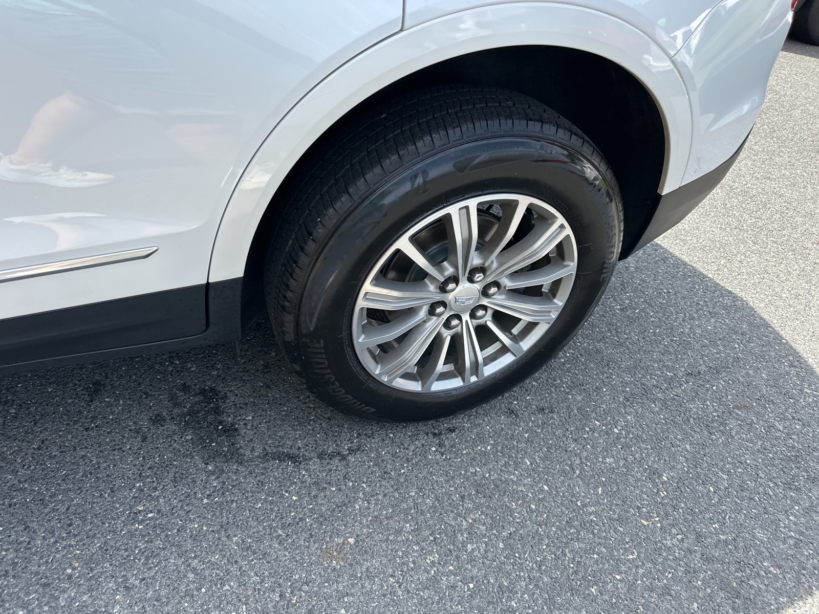 Vehicle image 7 of 33