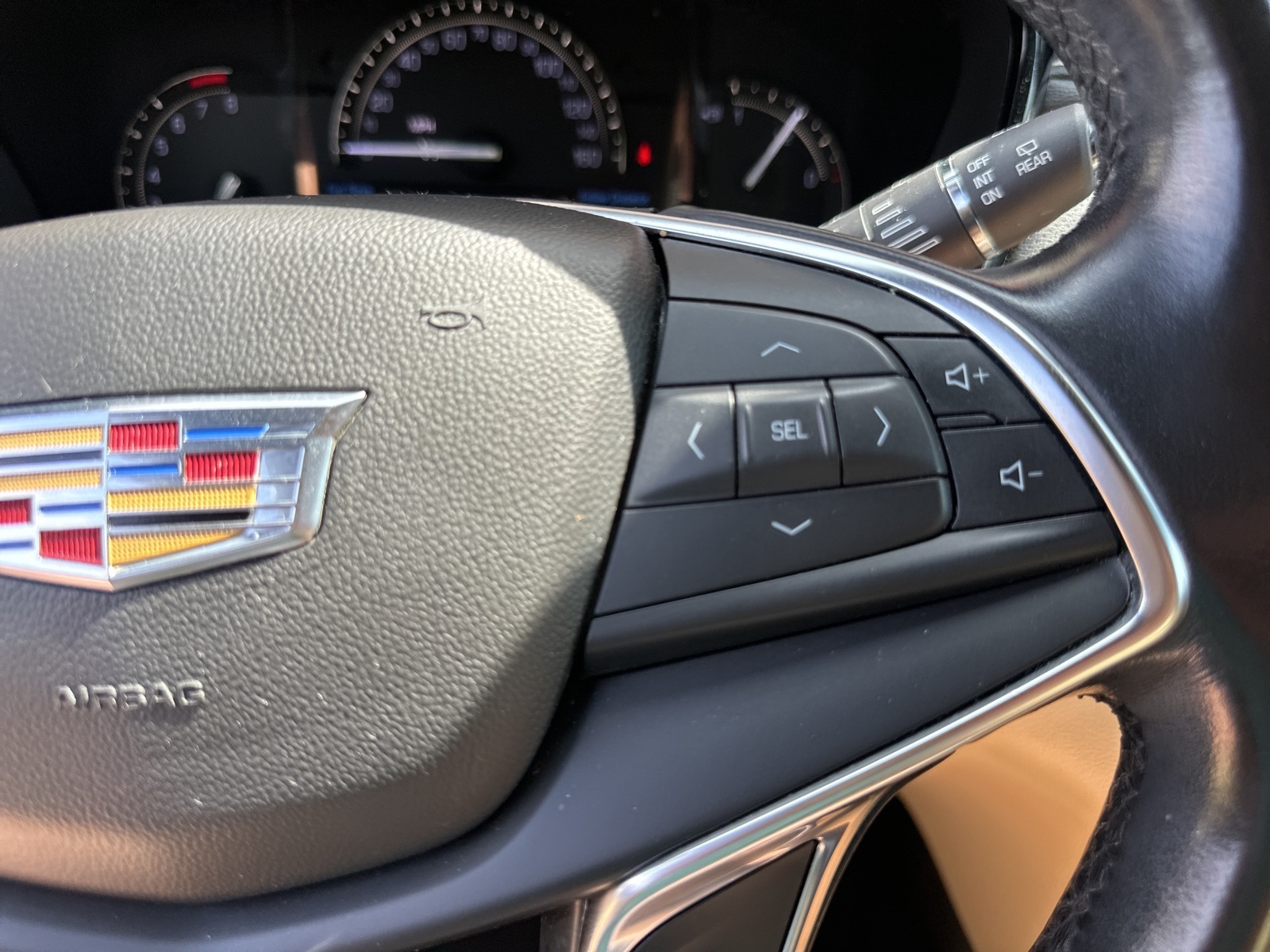 Vehicle image 26 of 33
