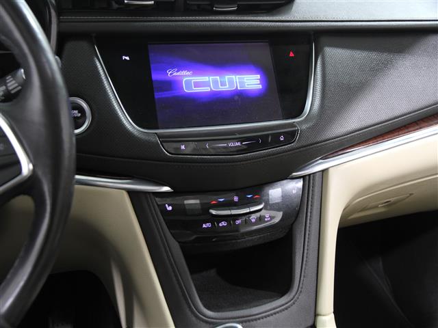 Vehicle image 9 of 25