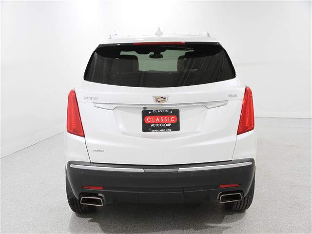 Vehicle image 22 of 25