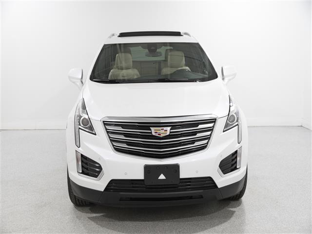 Vehicle image 2 of 25