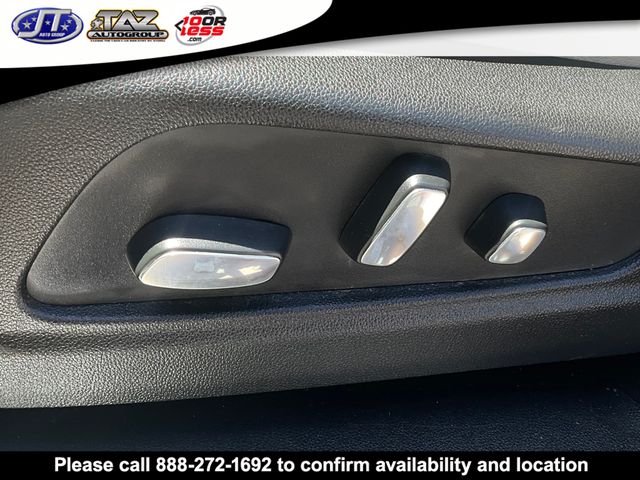 Vehicle image 11 of 22