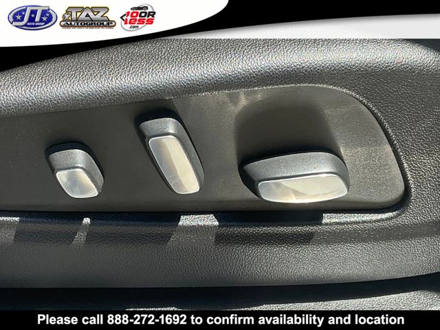 Vehicle image 16 of 22