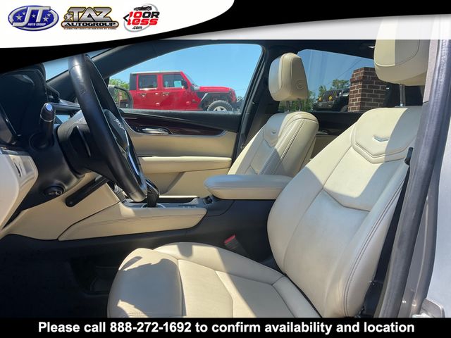 Vehicle image 10 of 22