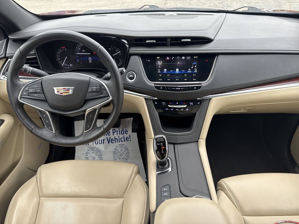 Vehicle image 18 of 30