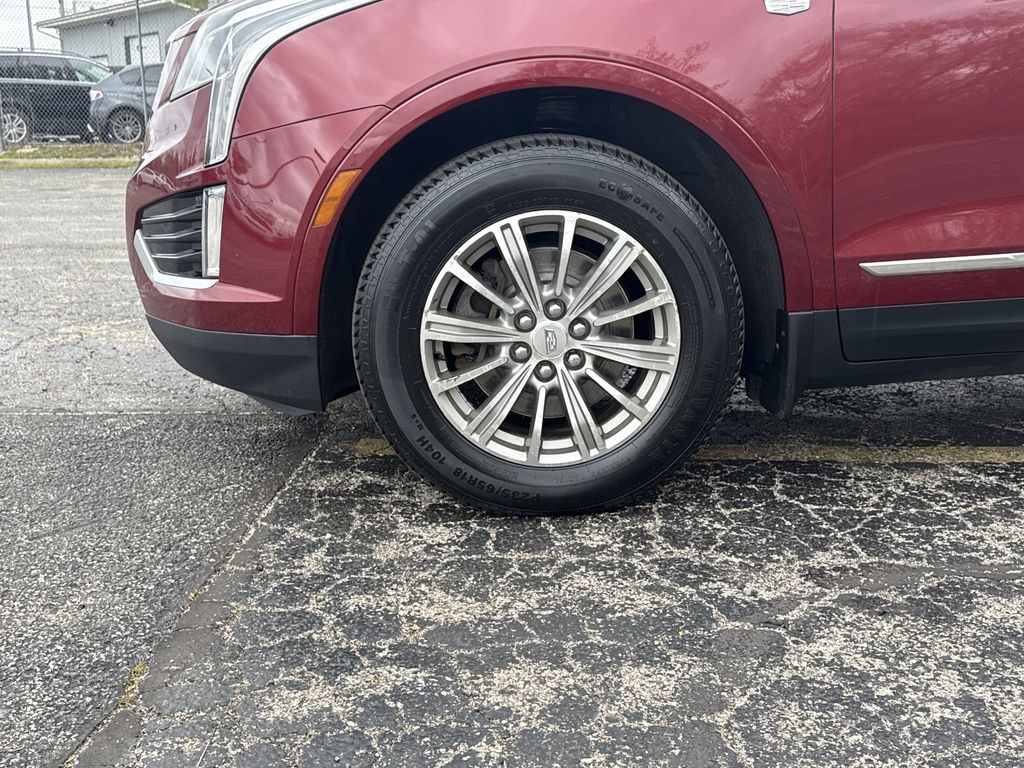 Vehicle image 10 of 30